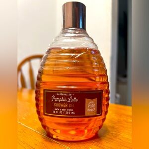 Bath & Body Works Marshmallow Pumpkin Latte Shower Gel with Pure Honey